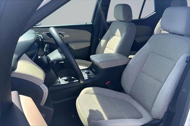 2023 Chevrolet Traverse AWD LS