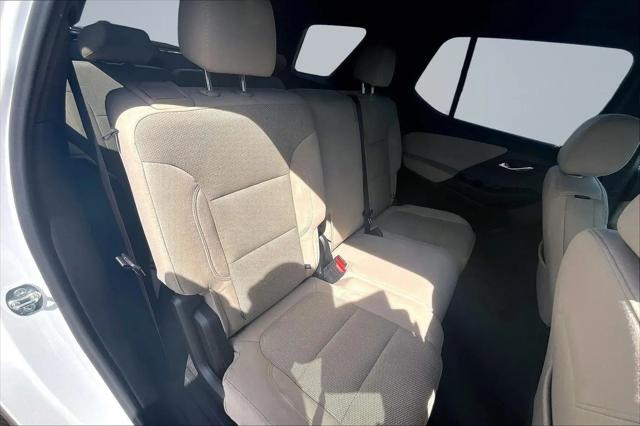 2023 Chevrolet Traverse AWD LS