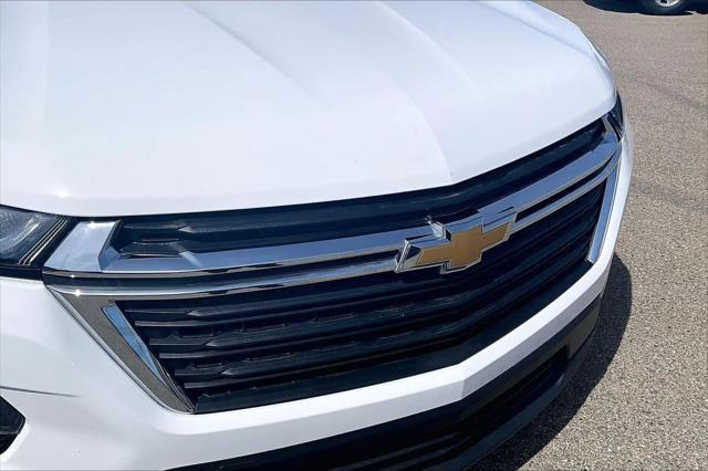 2023 Chevrolet Traverse AWD LS