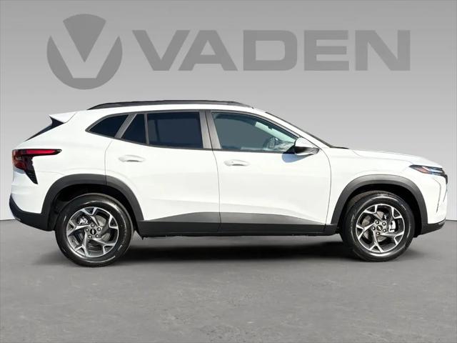 2026 Chevrolet Trax FWD LT