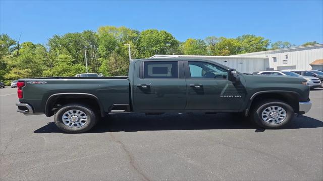2026 Chevrolet Silverado 2500HD Crew Cab, Standard Bed, LT, 4WD