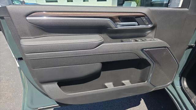 2026 Chevrolet Silverado 2500HD Crew Cab, Standard Bed, LT, 4WD