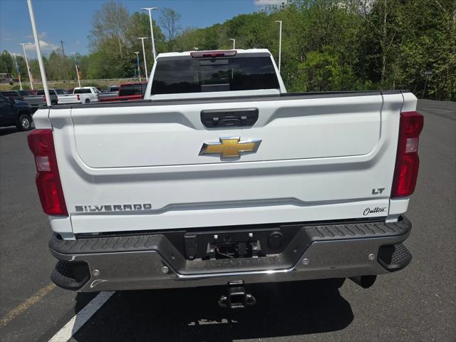 2026 Chevrolet Silverado 3500HD Crew Cab, Long Bed, LT Dual Rear Wheel, RWD