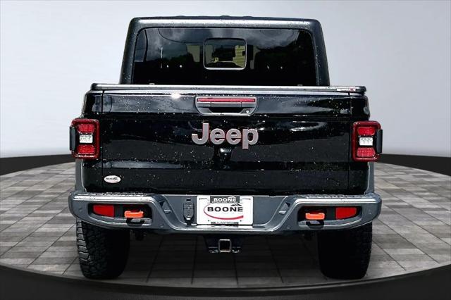 2024 Jeep Gladiator Sport