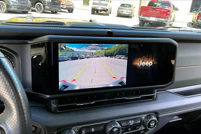 2024 Jeep Gladiator Sport