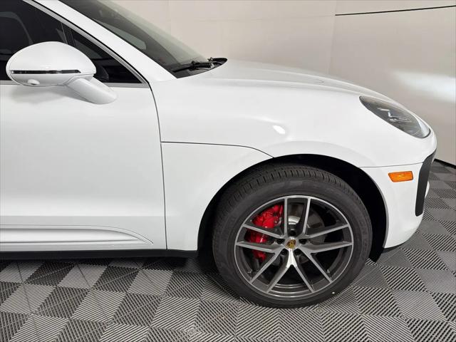 2026 Porsche Macan S