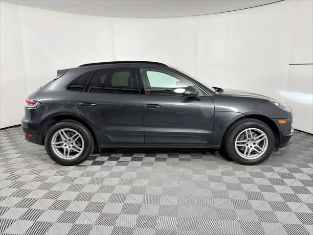 2020 Porsche Macan Macan