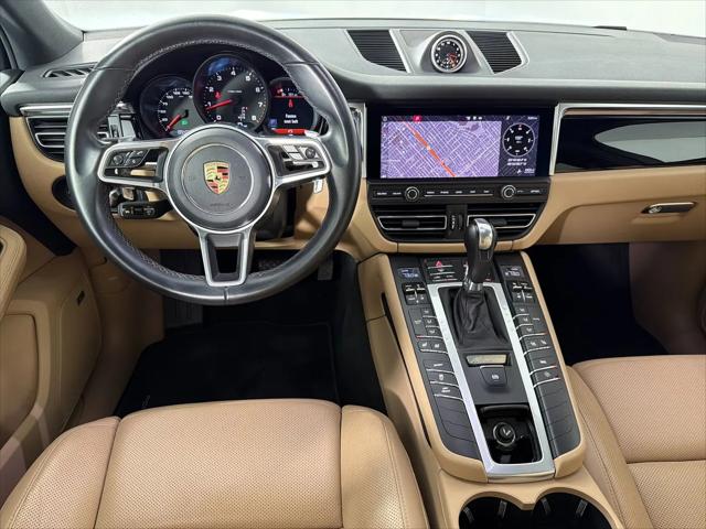 2020 Porsche Macan Macan