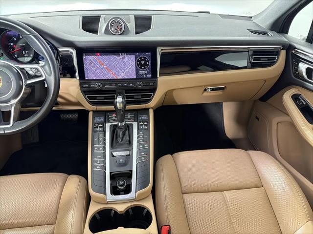 2020 Porsche Macan Macan