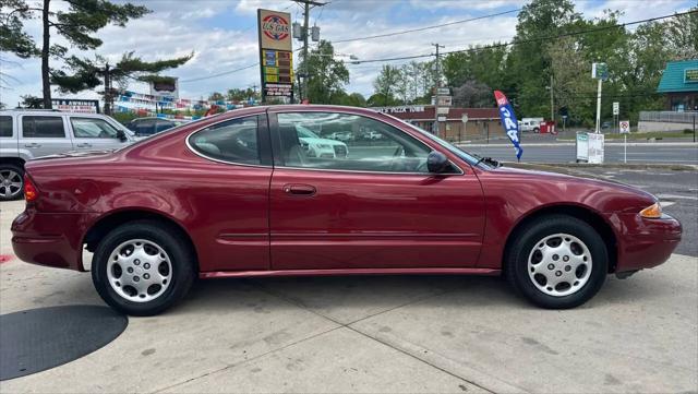 2001 Oldsmobile Alero GL1