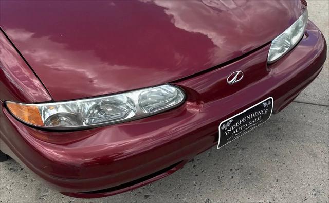 2001 Oldsmobile Alero GL1