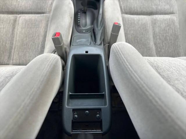 2001 Oldsmobile Alero GL1