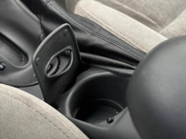2001 Oldsmobile Alero GL1