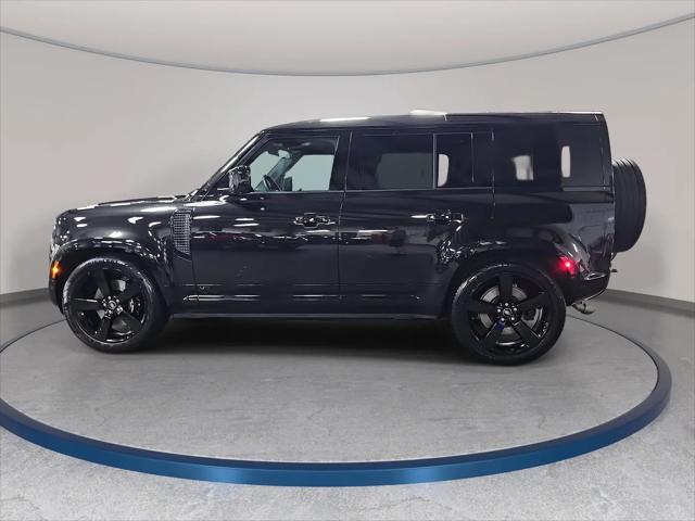 2025 Land Rover Defender 110 P525 V8