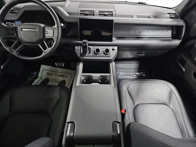 2025 Land Rover Defender 110 P525 V8