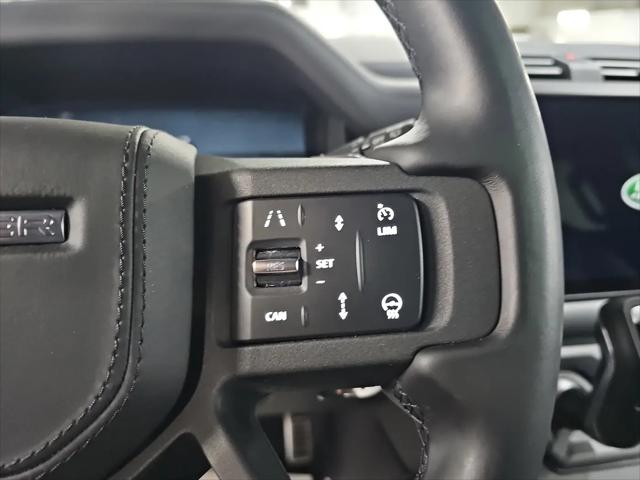 2025 Land Rover Defender 110 P525 V8