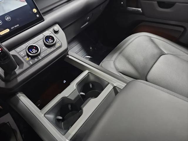 2025 Land Rover Defender 110 P525 V8