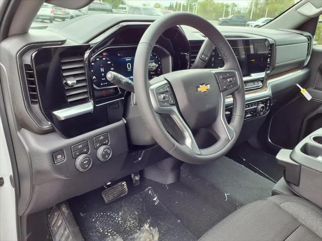 2026 Chevrolet Silverado 1500 4WD Crew Cab Short Bed LT with 2FL