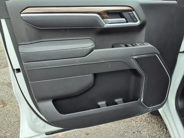 2026 Chevrolet Silverado 1500 4WD Crew Cab Short Bed LT with 2FL
