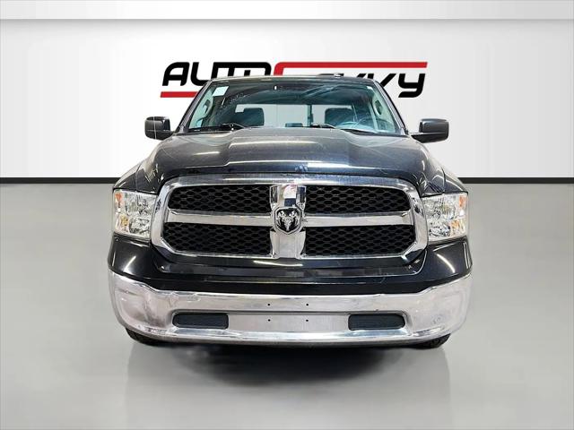 2019 Ram 1500 Classic SLT Crew Cab 4x4 5'7" Box