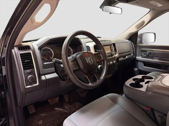 2019 Ram 1500 Classic SLT Crew Cab 4x4 5'7" Box