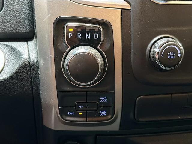 2019 Ram 1500 Classic SLT Crew Cab 4x4 5'7" Box