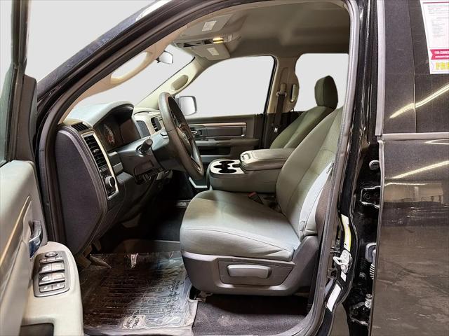 2019 Ram 1500 Classic SLT Crew Cab 4x4 5'7" Box