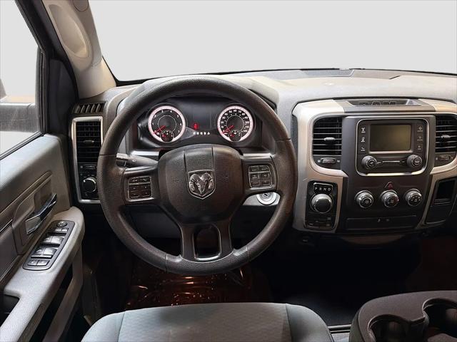 2019 Ram 1500 Classic SLT Crew Cab 4x4 5'7" Box