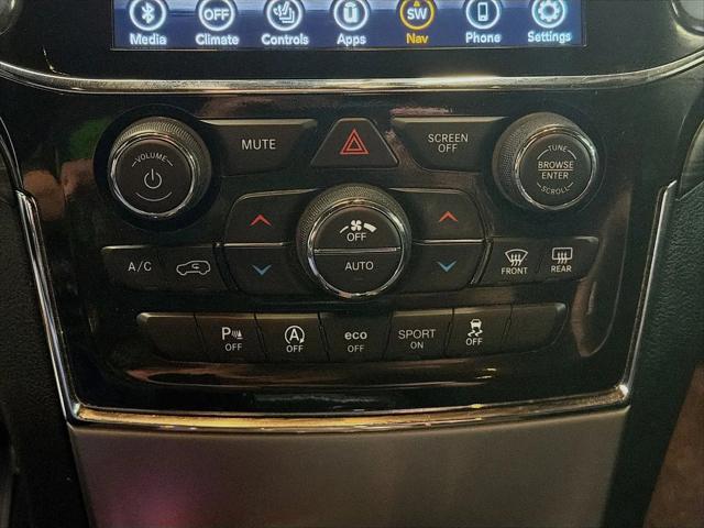 2022 Jeep Grand Cherokee Laredo X 4x4