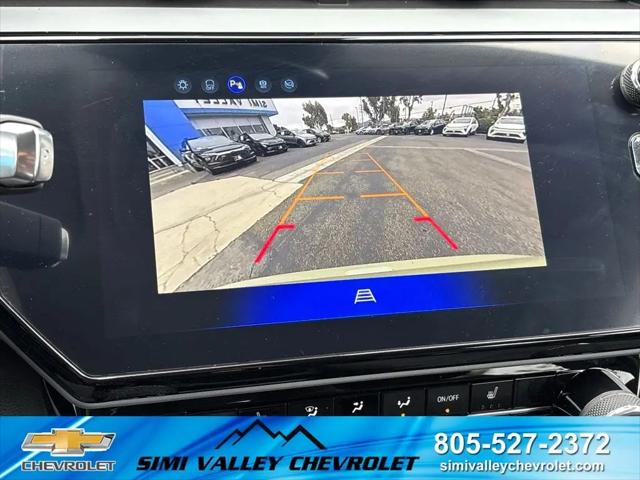 2027 Chevrolet Bolt LT FWD