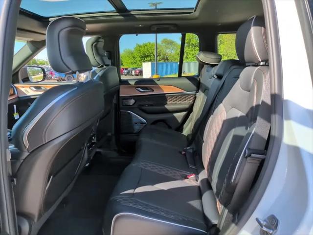 2026 Jeep Grand Cherokee Summit 4x4