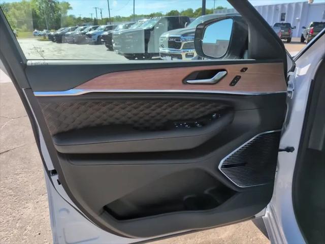 2026 Jeep Grand Cherokee Summit 4x4