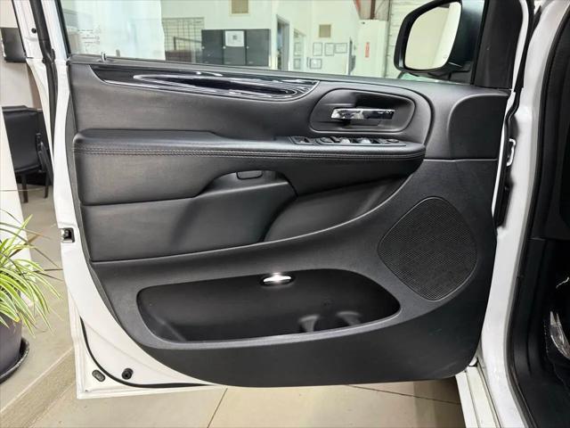 2019 Dodge Grand Caravan SE 35th Anniversary Edition