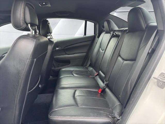 2014 Chrysler 200 Limited