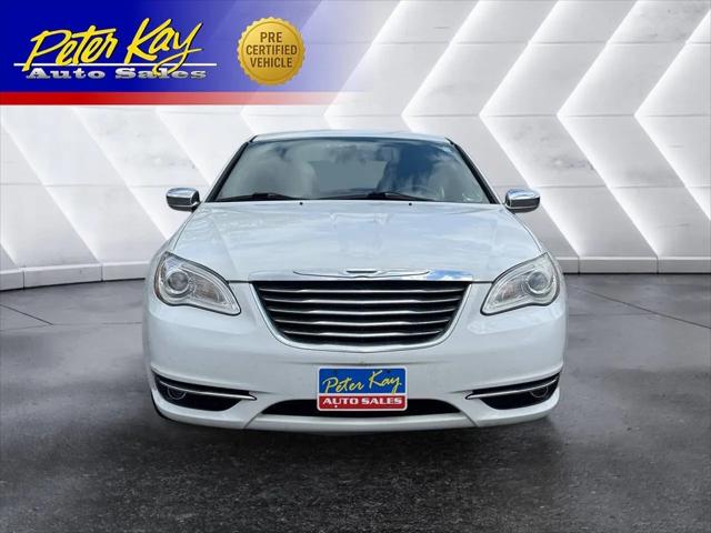2014 Chrysler 200 Limited