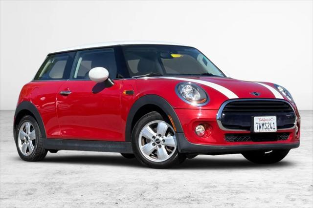2017 MINI Hardtop Cooper