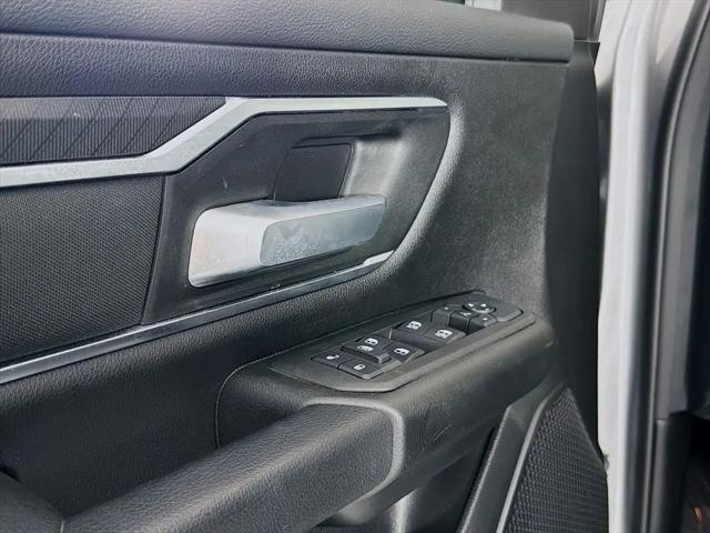 2025 Ram 1500 Big Horn Crew Cab 4x4 5'7" Box