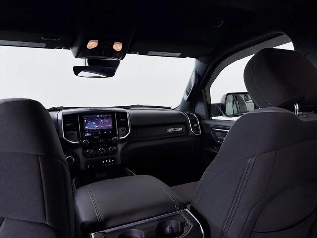 2025 Ram 1500 Big Horn Crew Cab 4x4 5'7" Box