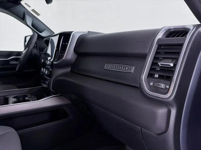 2025 Ram 1500 Big Horn Crew Cab 4x4 5'7" Box