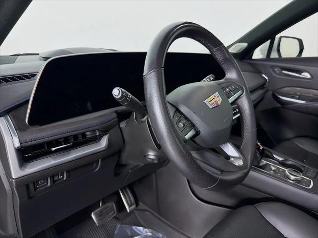 2024 Cadillac XT4 FWD Sport