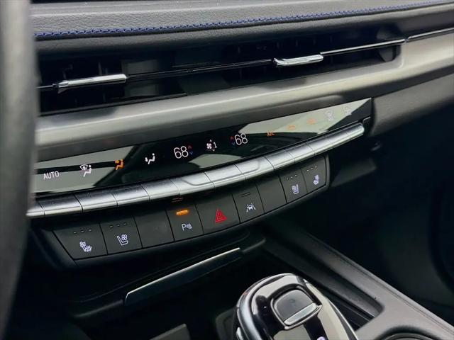 2024 Cadillac XT4 FWD Sport