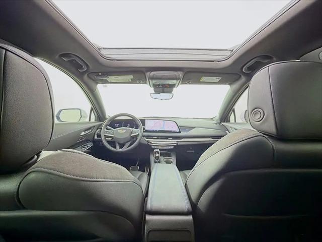 2024 Cadillac XT4 FWD Sport