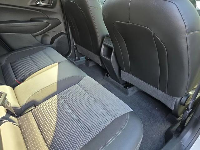 2024 Chevrolet Trax FWD LT
