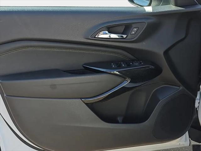 2024 Chevrolet Trax FWD LT