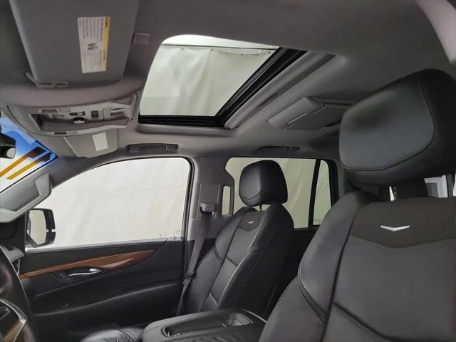 2017 Cadillac Escalade Luxury