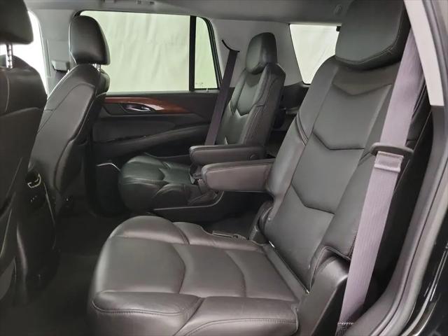 2017 Cadillac Escalade Luxury