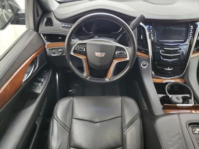 2017 Cadillac Escalade Luxury