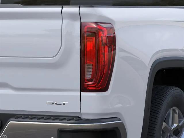 2026 GMC Sierra 1500 Crew Cab, Short Bed, SLT, RWD