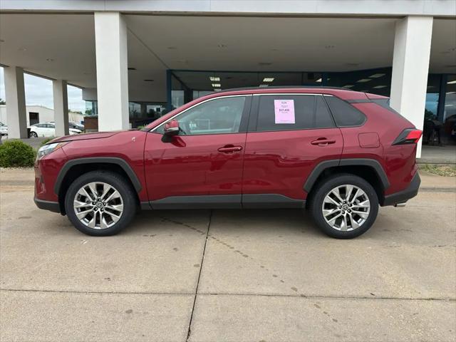 2025 Toyota RAV4 XLE Premium