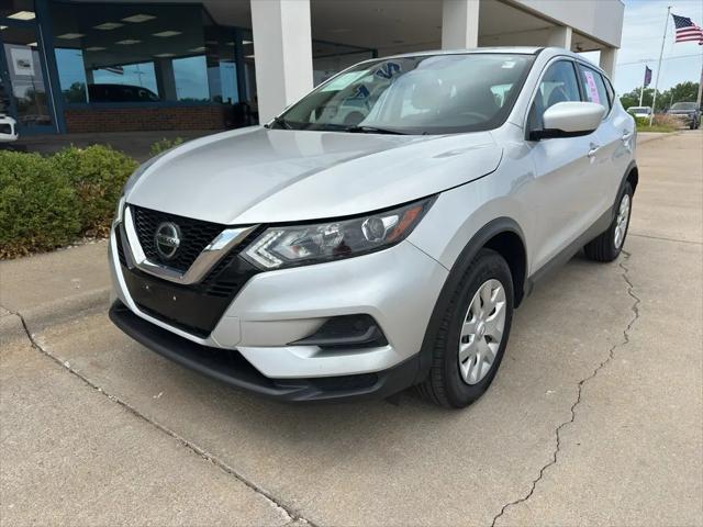 2020 Nissan Rogue Sport S FWD Xtronic CVT